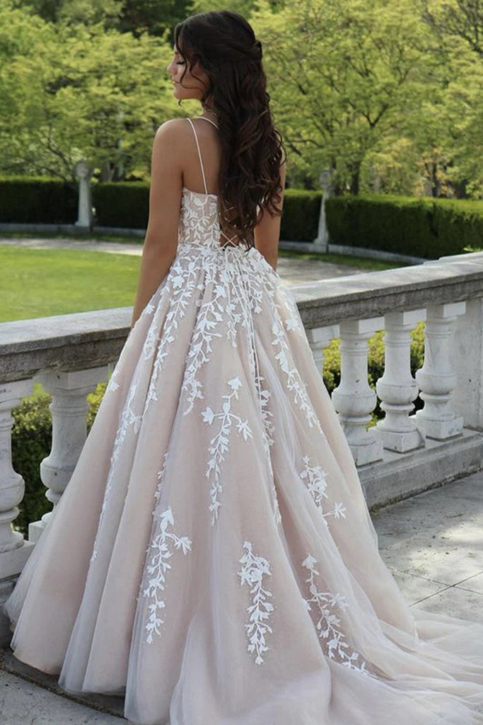 Wholesale Ball Gown Spaghetti Straps Floor-Length Lace Wedding Dress